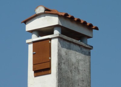 Guarda le foto di alcune Bat Box installate dal Comune di Pordenone